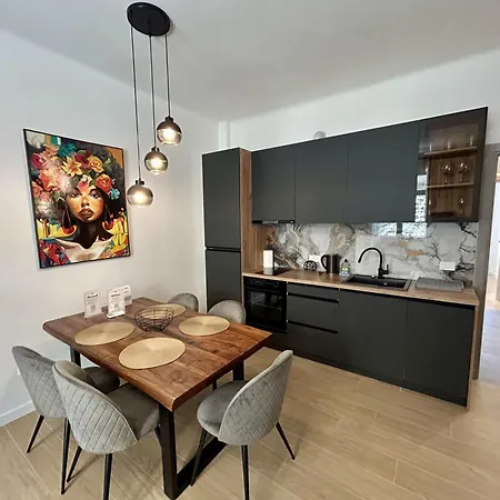 Maison Ecru - Reception *