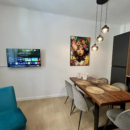 Maison Ecru - Reception Triest